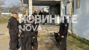 10 задържани при спецакция срещу купения вот и разпространението на наркотици в Бургас (ВИДЕО+СНИМКИ)