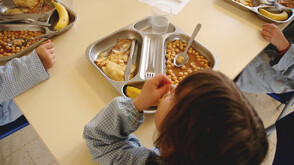 Столичната община предлага нов модел на хранене в детските градини