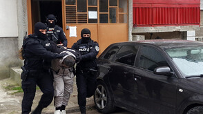 Полицейска операция срещу контролирания вот в страната (ВИДЕО+СНИМКИ)