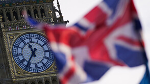 „Безпрецедентна епидемия” от менингит в Англия: Двама починаха, 20 са болни