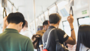 Жена загина, след като бе блъсната от градски автобус във Варна