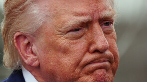 Тръмп изпраща агенти на ICE на летищата в САЩ