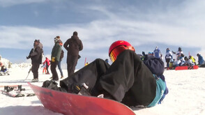 Деца и адреналин на Витоша: Проведе се уникално състезание по сноуборд