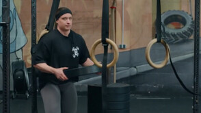 Сандра Брадли: Жената, която превърна силата в свое послание