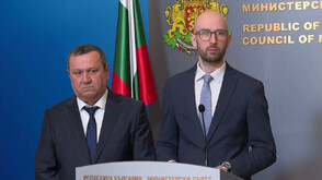 Правителството подготвя пакет от мерки и за бизнеса заради цените на горивата