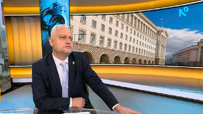 Емил Дечев: Кметът на Кърджали и партийни членове са искали да нахлуят в РУ в Кърджали заради задържан по подозрение за купен вот