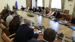 Гюров на среща със земеделци и животновъди: Подготвяме мерки, които да успокоят гражданите и бизнеса