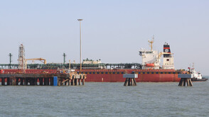 Танкер с 47 000 тона пропан-бутан от Кувейт премина през Ормузкия проток