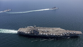 Иран: Самолетоносачът „Ейбрахам Линкълн“ ще е цел при всяко навлизане в обсега на ракетите ни