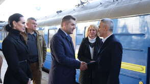 Премиерът и министри са на посещение в Украйна