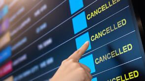 Редица полети от и до истанбулското летище са отменени днес заради силен дъжд