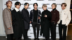 Кей-поп групата BTS оглави класацията на „Билборд” със сингъла Swim