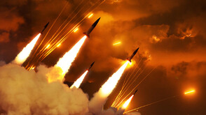 Иран обяви нова вълна от ракетни и дронови атаки