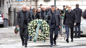 България се сбогува с легендарния Борислав Михайлов (ВИДЕО+СНИМКИ)