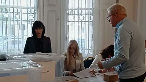 Две седмици до вота: ЦИК назначава Секционните комисии извън страната