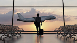 Защо авиокомпаниите повишават цените на билетите и какви са правата на туристите