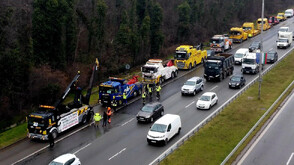 Над 300 камиона на пътната помощ излизат на протест в София