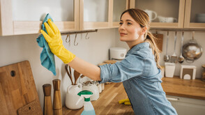 Пролетно почистване без химия: Защо все повече българи избират парата