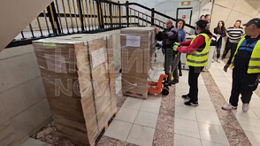 Изборните бюлетини пристигнаха и в Хасковско (ВИДЕО+СНИМКИ)