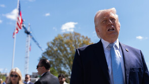 Тръмп заплашва с нови удари срещу Иран, ако не бъде постигнато споразумение