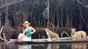 „Гората стана мой дом“: Историята на италианка, която от над 20 години живее в амазонската джунгла