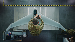 От фронта към Запада: Как Украйна учи съюзниците си да воюват с дронове