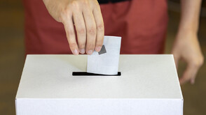 Близо 5000 са заявили желание да гласуват в лечебни заведения