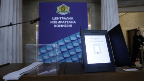 ЦИК следи изборния процес в очакване на сигнали и жалби