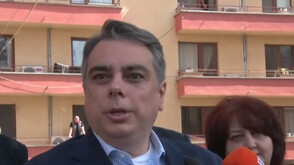 Асен Василев: Искам да насърча всички, които още не са гласували, да го направят