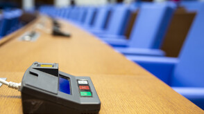 Мандатите според паралелното преброяване: „Прогресивна България” с пълно мнозинство в 52-рото НС?