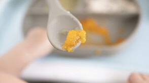 Страни в Централна Европа изтеглиха от пазара бебешка храна заради опасения за отрова за плъхове в нея