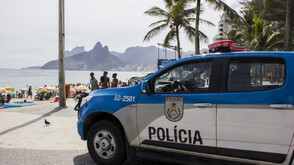 Престрелка между полиция и наркотрафиканти блокира над 200 туристи на хълм в Рио де Жанейро (ВИДЕО)