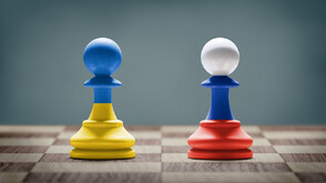 Украйна е поискала от Турция да бъде домакин на среща между Зеленски и Путин, съобщи украинският външен министър