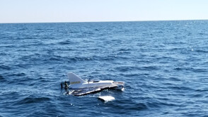 Военни от Бургас намериха и прибраха от морето стартови двигател на ПВО ракета и дрон