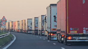 20 километра колона от тирове преди ГКПП "Капитан Андреево"