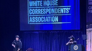 Стрелецът на събитието на Тръмп - въоръжен с пистолет, дългоцевно оръжие и няколко ножа