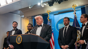 Свободен достъп и слаби проверки: Как се стигна до стрелбата срещу Тръмп