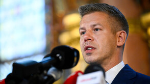 Петер Мадяр е отправил покана към Зеленски за среща