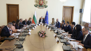 Служебният кабинет се събира на едно от последните си редовни заседания