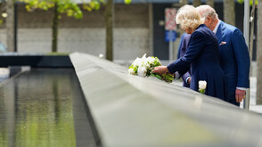 Чарлз и Камила започнаха посещението си в Ню Йорк (ВИДЕО+СНИМКИ)