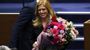 Коя е Михаела Доцова - председателят на 52-рото Народно събрание