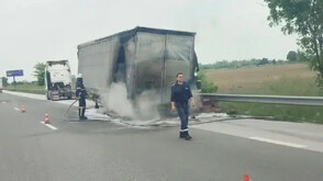 Тир се запали в движение на АМ "Тракия"