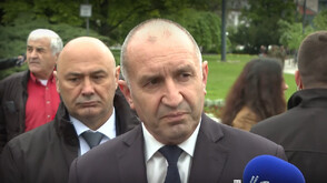 Румен Радев: 9 май е ден на преклонение и надежда за мир