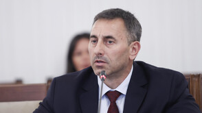 Румен Спецов: В България няма риск от недостиг на горива, рафинерията в Бургас работи с диверсифицирани доставки