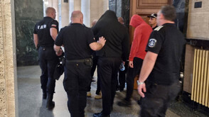 Съдът остави в ареста петима от задържаните при спецакцията в столичния квартал „Дружба”