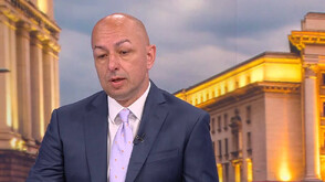 Процедурата на ЕК заради свръхдефицита е процедура на рязане, заяви икономистът доц. Щерьо Ножаров