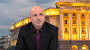 Доц. Петър Чолаков: Положението в икономиката не е цветущо, за да се мисли за нов дълг