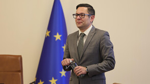 МС решава за смяната на особения търговски управител на „Лукойл”