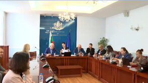 МЗ: Повече от половината държавни болници са изтеглили кредит от една финансова институция