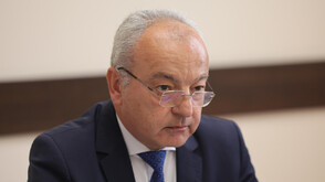 Гълъб Донев: Администрация с висока професионална експертиза и без политически обвързаности е най-добрата имунна система на държавата